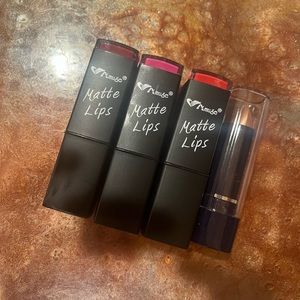 Lipstick Bundles!